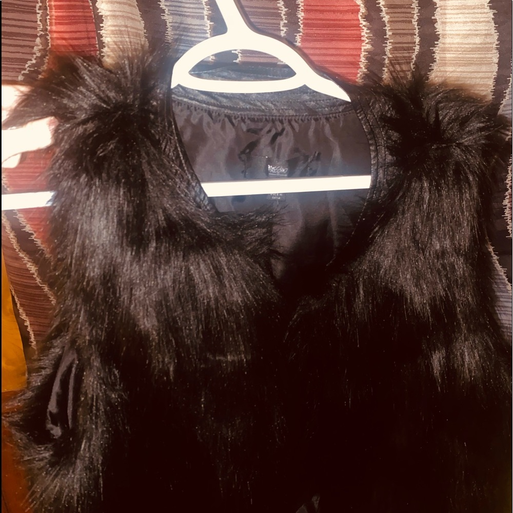 Black Vest size medium